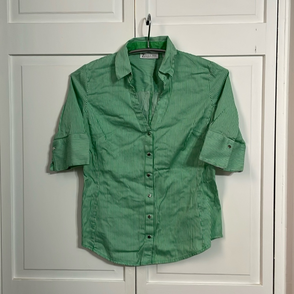 7th Avenue Design Studio New York & Company Women’s Blouse